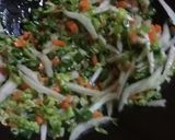 Foto langkah ke 2 dari resep Nasi goreng kencur mix sayur.