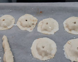 Foto del paso 6 de la receta: Mini empanadas de pollo con masa de hojaldre