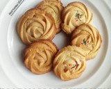 A picture of step 8 of Melting moments cookies.