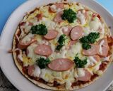 Gambar langkah 3 resipi 🇮🇹 Pizza Sosej Cheese Simple.
