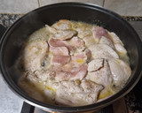 Foto del paso 1 de la receta: Pollo con salsa cremosa de champiñones al ajo y parmesano