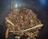 Foto langkah ke 4 dari resep Tongkol Suwir Kecap.