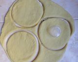 A picture of step 6 of Doughnuts.
