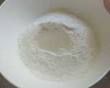 Foto del paso 1 de la receta: Pancitos saborizados de salame