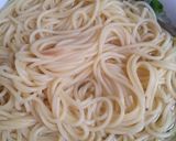 Foto langkah ke 1 dari resep Spaghetti Sosis Versi Anak Kos.