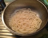 Hình bước làm 4 của món Mì Udon xào (Yaki Udon)