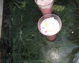A picture of step 3 of Banana Roohafza Smoothie.