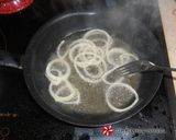 Φωτογραφία βήματος 5 της συνταγής Πράσινα φασολάκια στο φούρνο με μπέικον και μπεσαμέλ