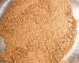 A picture of step 4 of Gond laddu (poppy seeds).