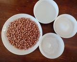 Hình bước làm 1 của món Đậu phộng cốt dừa