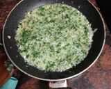 Foto del paso 3 de la receta: Buñuelos de merluza, pota y palitos de cangrejo