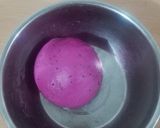 Foto langkah ke 3 dari resep Donat buah naga.