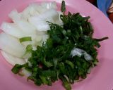 Foto langkah ke 2 dari resep Tumis Telur Tomat Super Praktis.