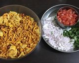A picture of step 8 of Ragda pav.