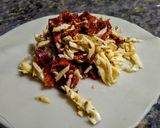 Foto del paso 2 de la receta: RELLENO De Chorizo🐽 español, Queso costeño🧀 y orégano...!