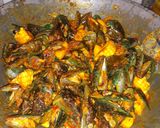 Foto langkah ke 5 dari resep Kerang hijau saus padang.