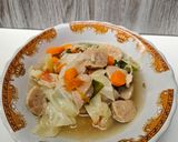 Foto langkah ke 6 dari resep Sayur Sop Bakso.