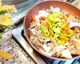 صورة لخطوة 4 من وصفة سندوتشات كبدة إسكندراني بالبصل