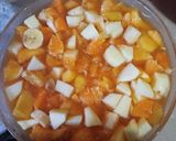 Foto del paso 4 de la receta: Ensalada de frutas con lo que tenemos en casa🏠