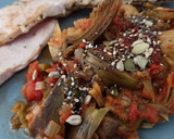 Foto del paso 6 de la receta: Pavo con alcachofas, champiñones, pimiento y tomate 🥗