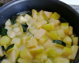 Foto del paso 4 de la receta: Crema fría de calabacín y manzana