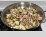 Foto del paso 8 de la receta: Puntilla con alcachofas y ajos tiernos