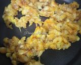 Foto langkah ke 2 dari resep Banana Choco Cheese Pastry.