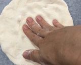 Hình bước làm 6 của món Pizza đế mỏng kiểu Florence (vị nấm)