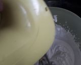 A picture of step 1 of Santa cake.