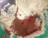 A picture of step 3 of Vanilla and red velvet cake.