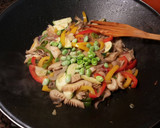 Foto del paso 10 de la receta: Ensalasa de salteado de verduras y setas al estilo asiático