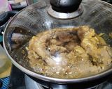 A picture of step 6 of Dahi chicken.