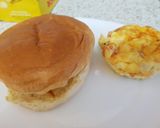 A picture of step 4 of Breakfast muffins.