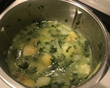 Foto del paso 4 de la receta: Crema de espinacas, pistachos y puerros