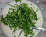 Foto langkah ke 1 dari resep Bakwan Kucai khas Pontianak.