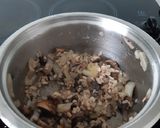 A picture of step 2 of Stuffed peppers.