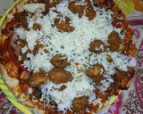 A picture of step 4 of Chicken pizza.