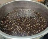 A picture of step 3 of Aravana payasam.