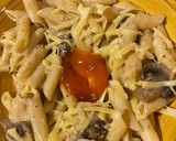 Foto del paso 4 de la receta: Pasta con trufa blanca hongos y yema