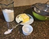 Foto del paso 1 de la receta Los básicos: Masa quebrada sin huevo