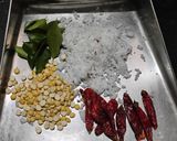 A picture of step 1 of Onion Tomato Kurma.