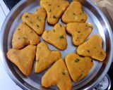 A picture of step 2 of Ragda petties.
