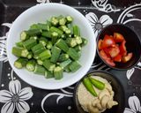 A picture of step 1 of Bhindi with Sesame Seeds Paste or Tilottoma Bhindi.