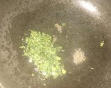 A picture of step 1 of Desi French Beans.