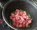 Foto del paso 2 de la receta: Pasta gratinada con salchicha fresca y tomate