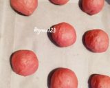 Foto langkah ke 4 dari resep Burger buns mini beetroot.