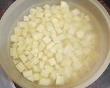 Foto del paso 3 de la receta Albóndigas de pollo y pavo con papas fritas y salsa
