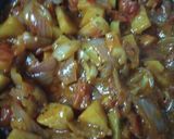 A picture of step 2 of Aloo pyaj ki sabji.