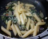 Foto del paso 4 de la receta: Fideos con acelga