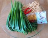 Hình bước làm 1 của món Mì HÀU sữa